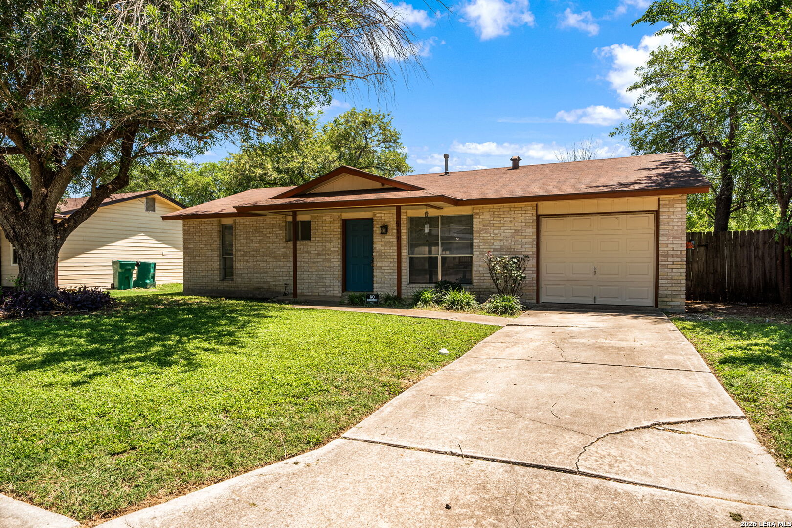 517 Oak Drive Converse TX 78109