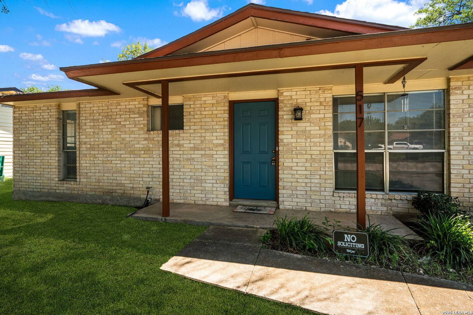 517 Oak Drive Converse TX 78109