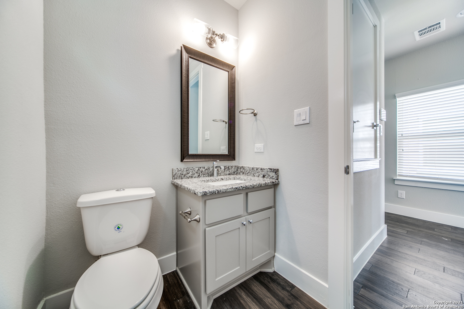 445 Natalen San Antonio TX 78209
