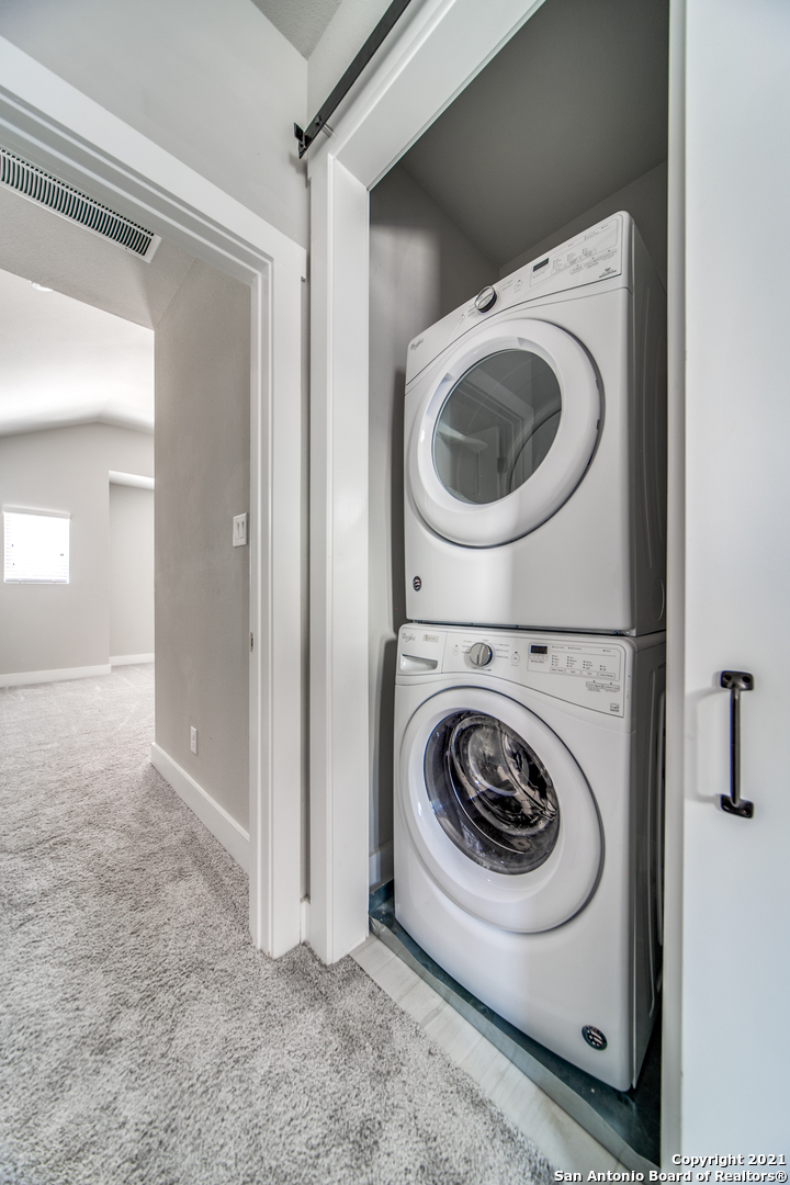 445 Natalen San Antonio TX 78209