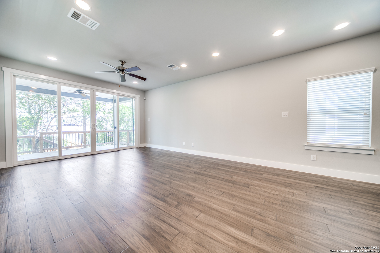 445 Natalen San Antonio TX 78209