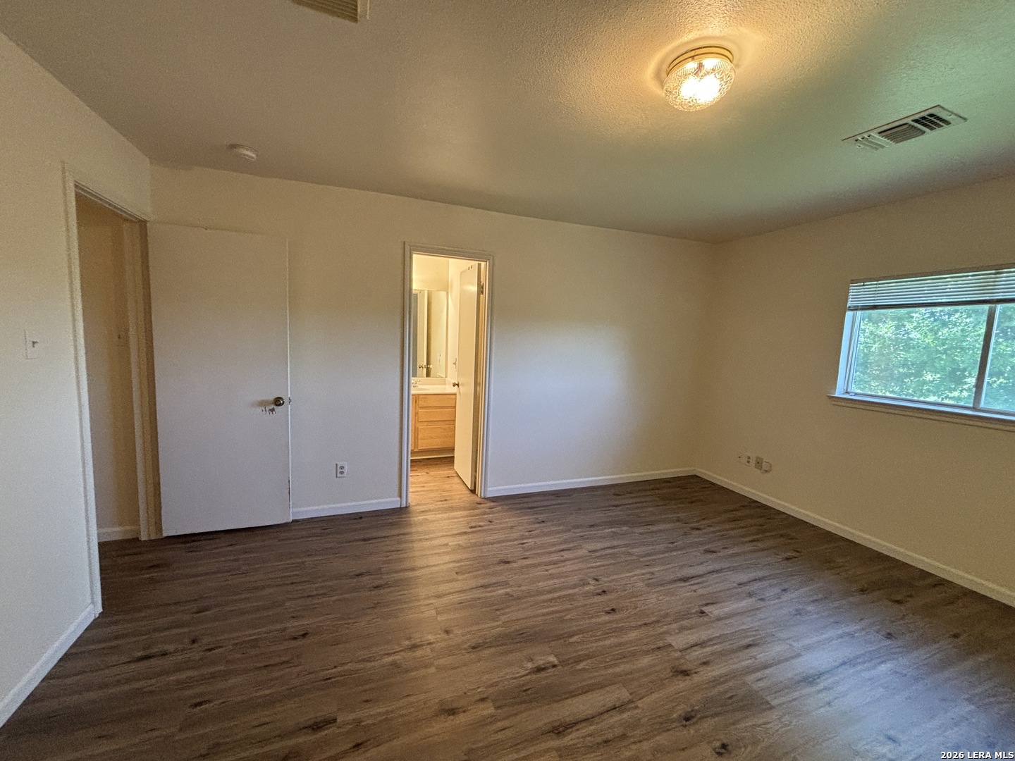 8214 Chestnut Manor Drive Converse TX 78109