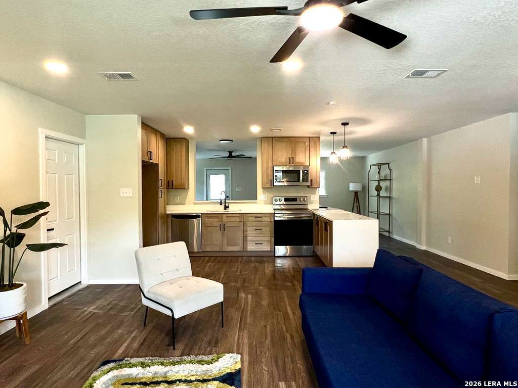 3615 Electra San Antonio TX 78218