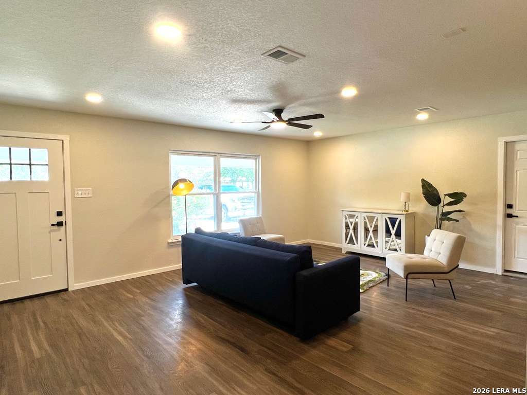 3615 Electra San Antonio TX 78218