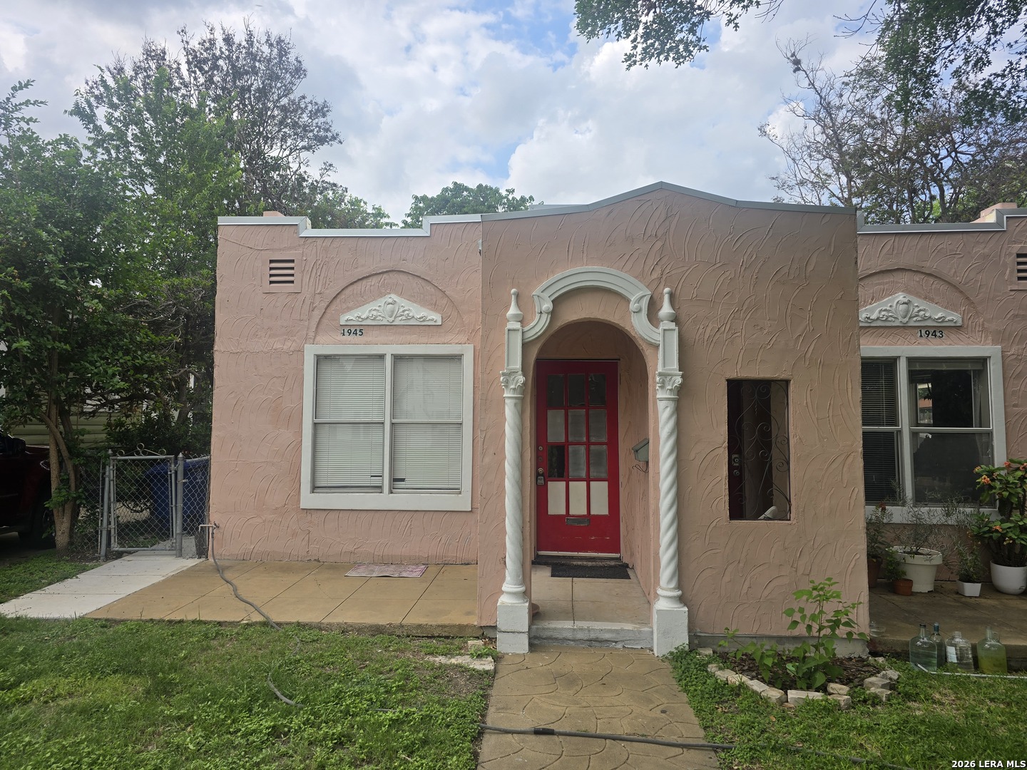 1945 W Huisache Avenue San Antonio TX 78201