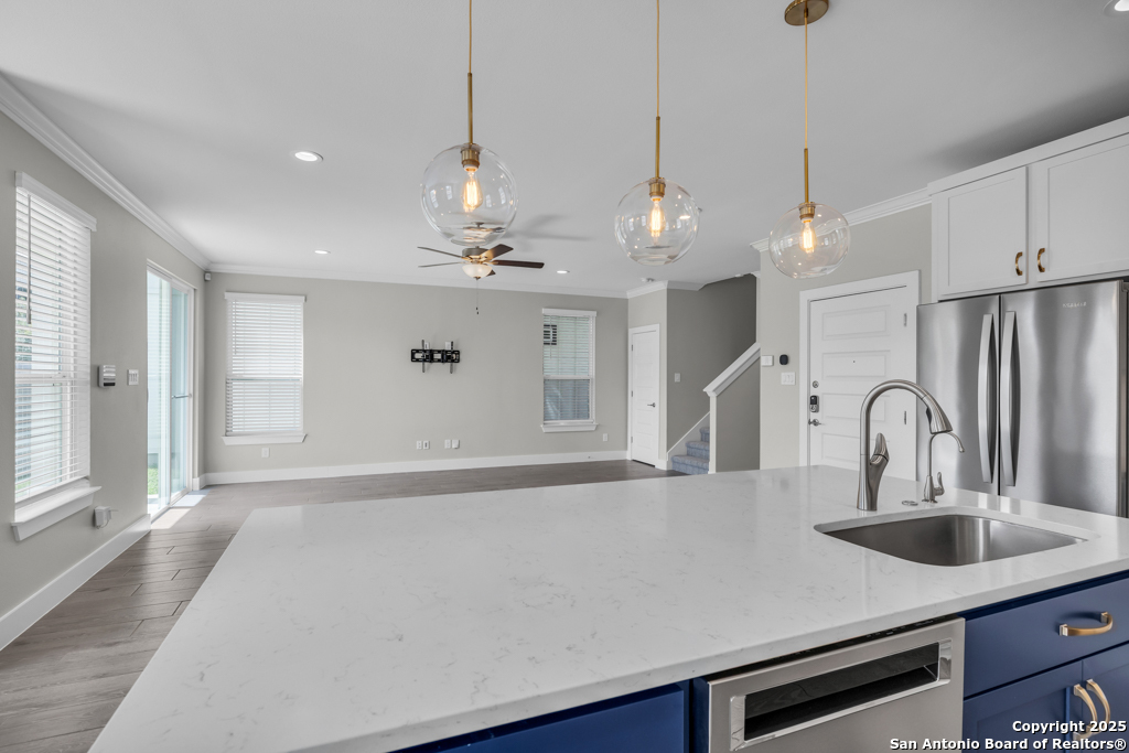 1511 E Sandalwood Lane San Antonio TX 78209