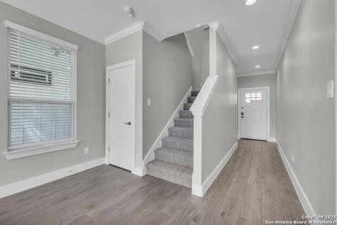 1511 E Sandalwood Lane San Antonio TX 78209