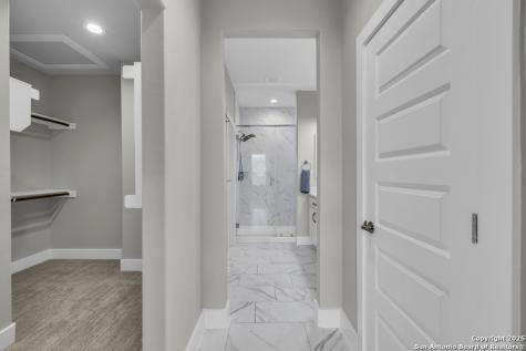 1511 E Sandalwood Lane San Antonio TX 78209