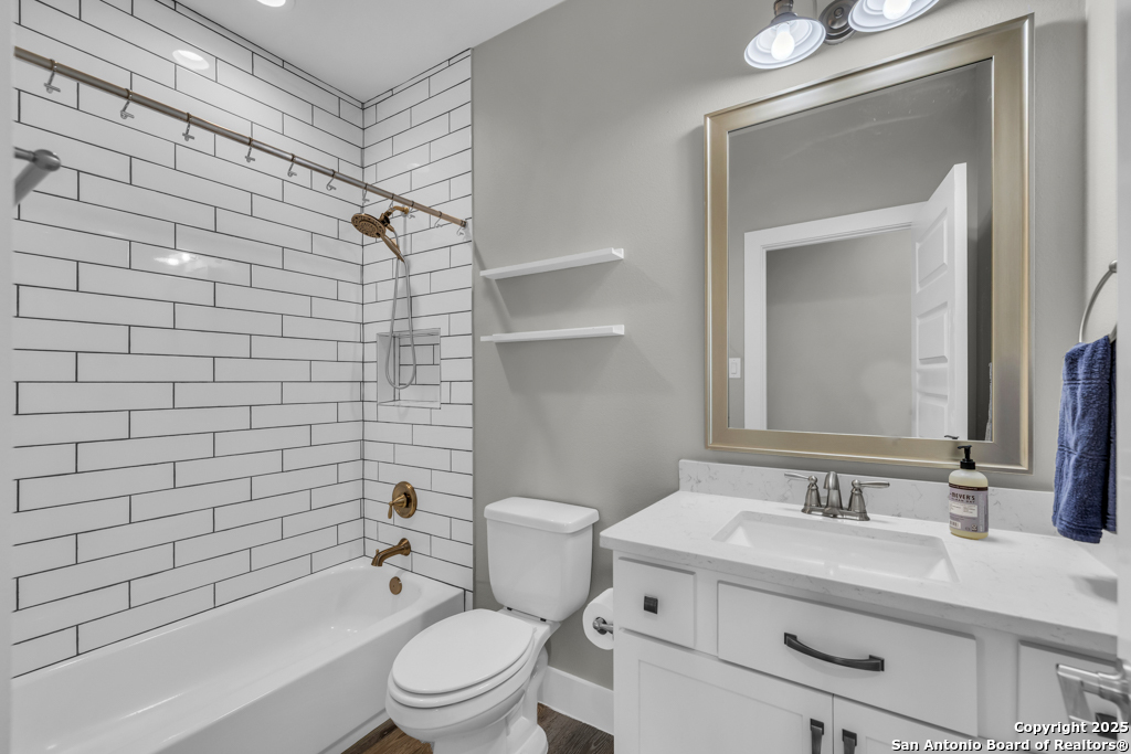 1511 E Sandalwood Lane San Antonio TX 78209