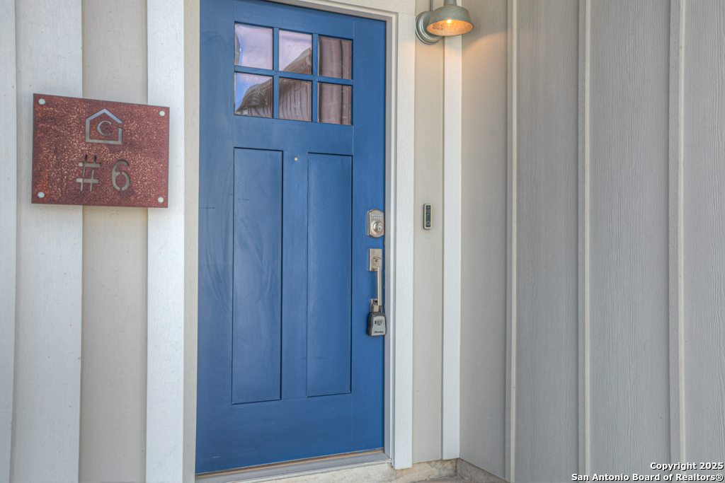 1511 E Sandalwood Lane San Antonio TX 78209