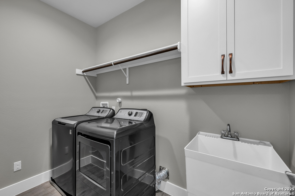 1511 E Sandalwood Lane San Antonio TX 78209