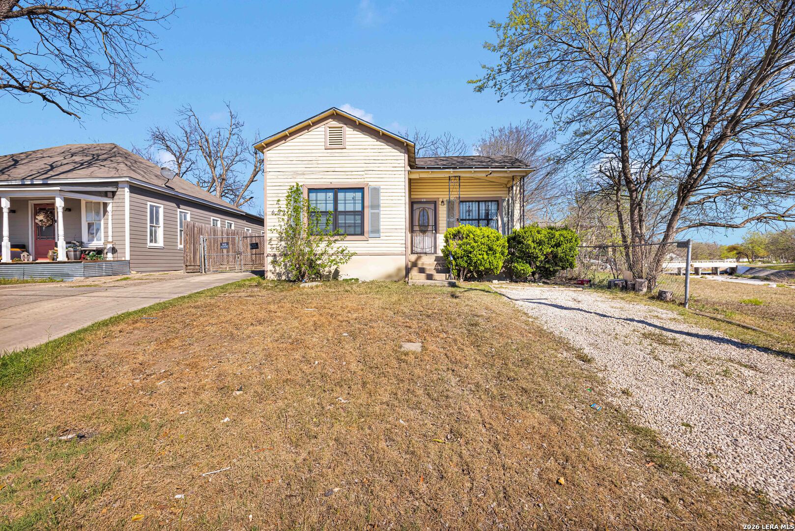 652 N San Ignacio Avenue San Antonio TX 78228
