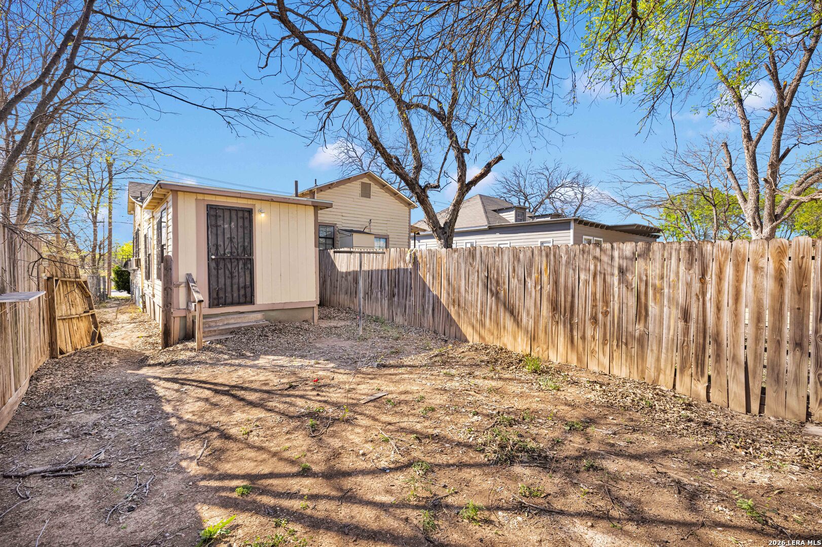 652 N San Ignacio Avenue San Antonio TX 78228