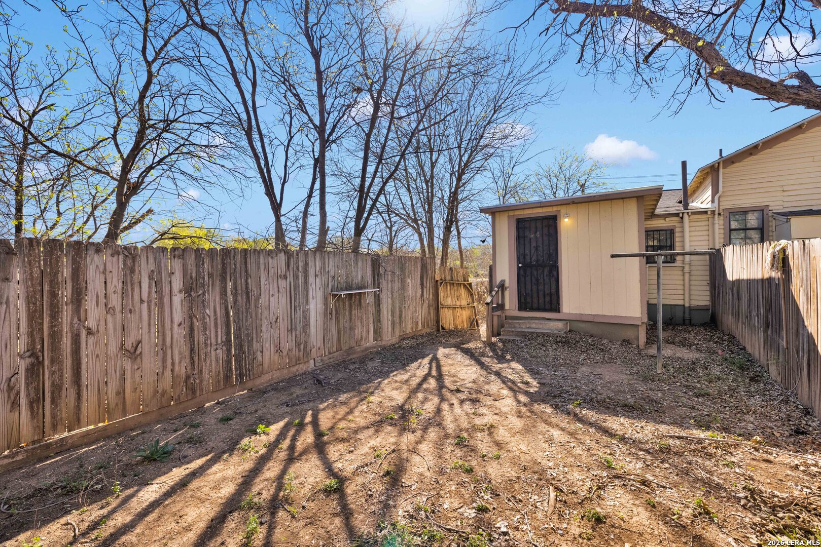 652 N San Ignacio Avenue San Antonio TX 78228
