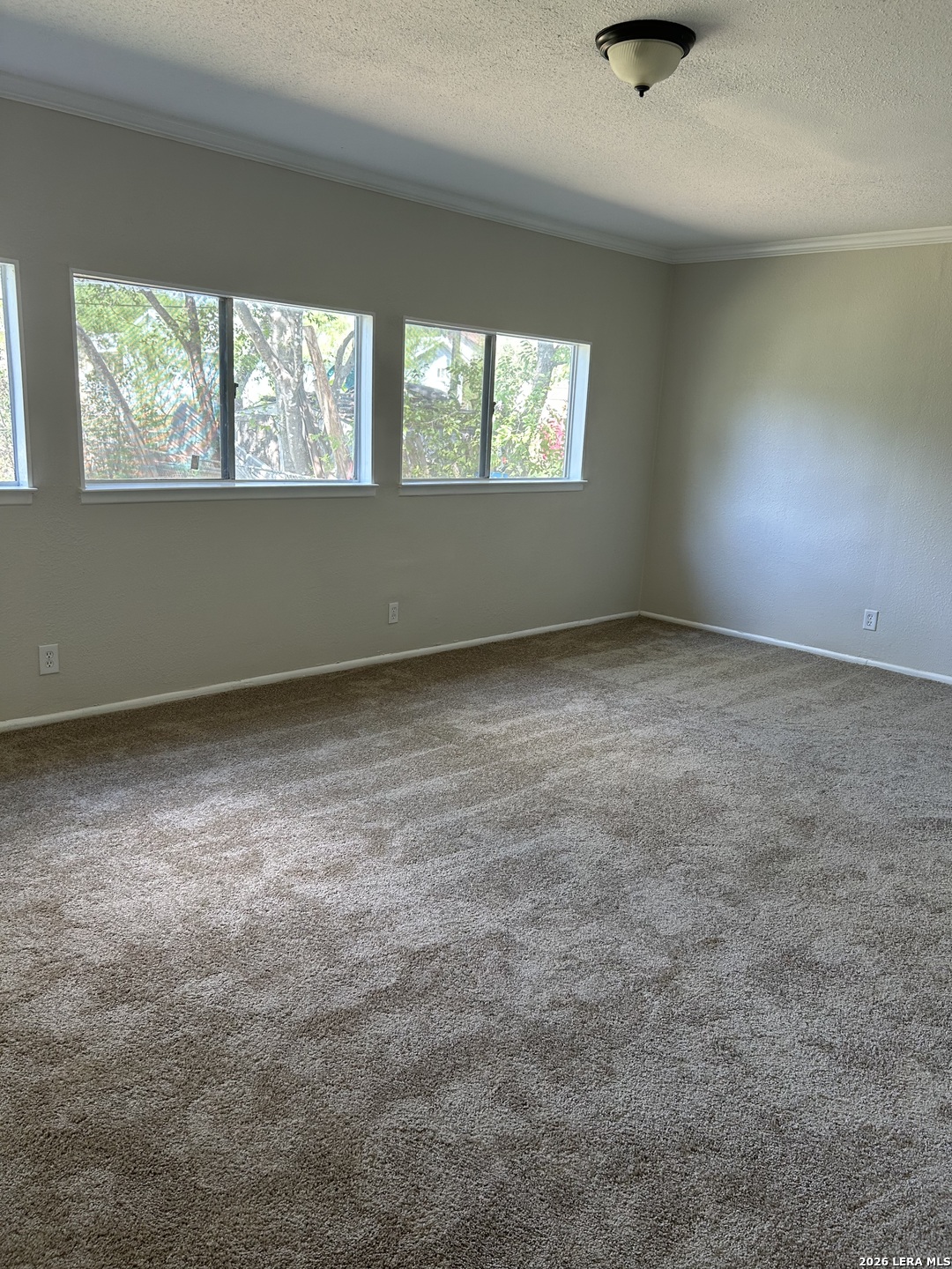 521 Glamis Avenue San Antonio TX 78223