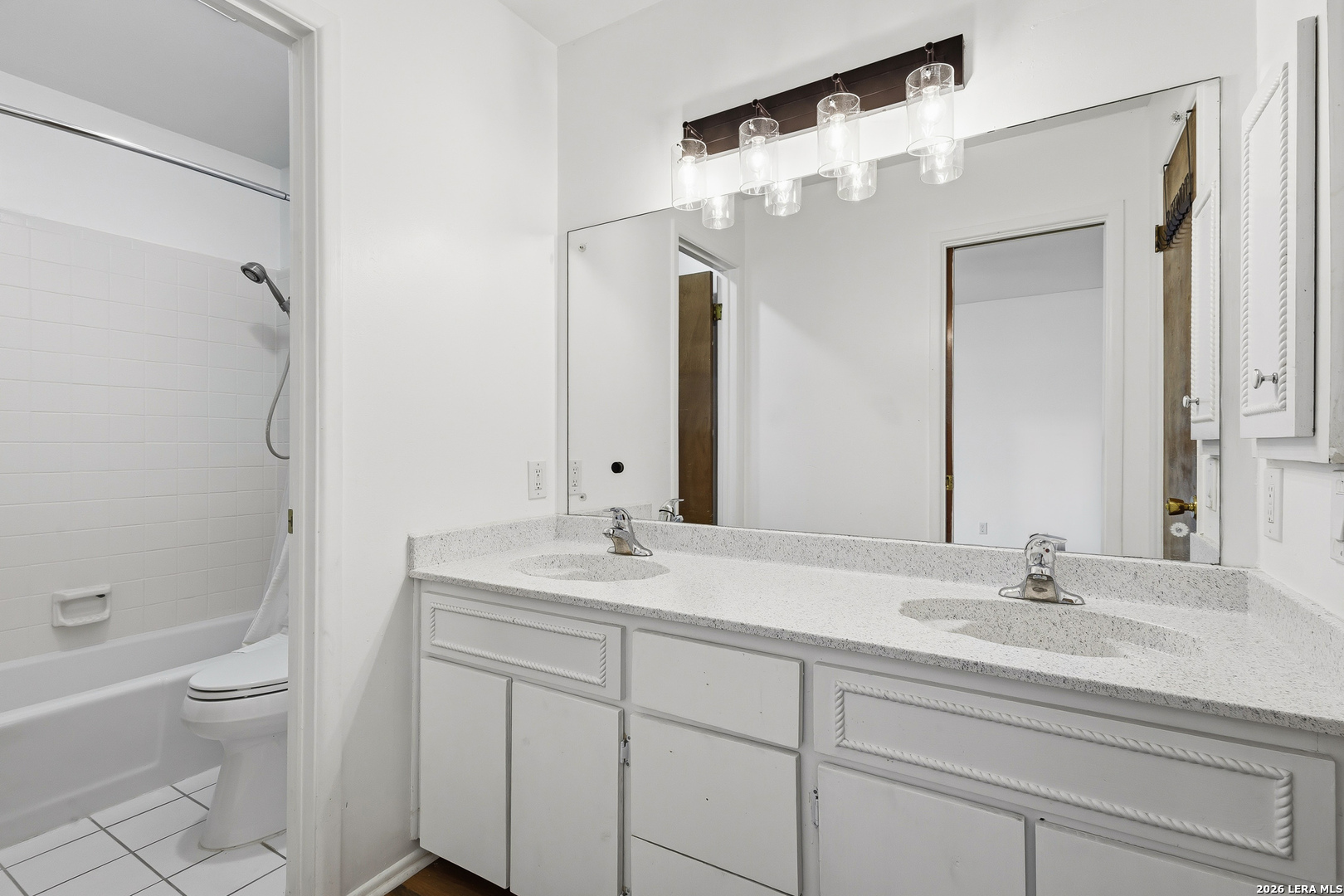 1710 Whitehaven San Antonio TX 78232