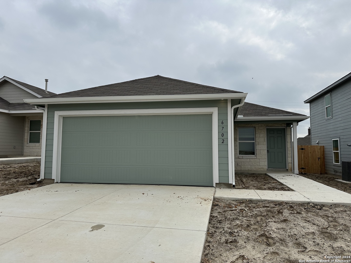 6702 Willow Landing Converse TX 78109