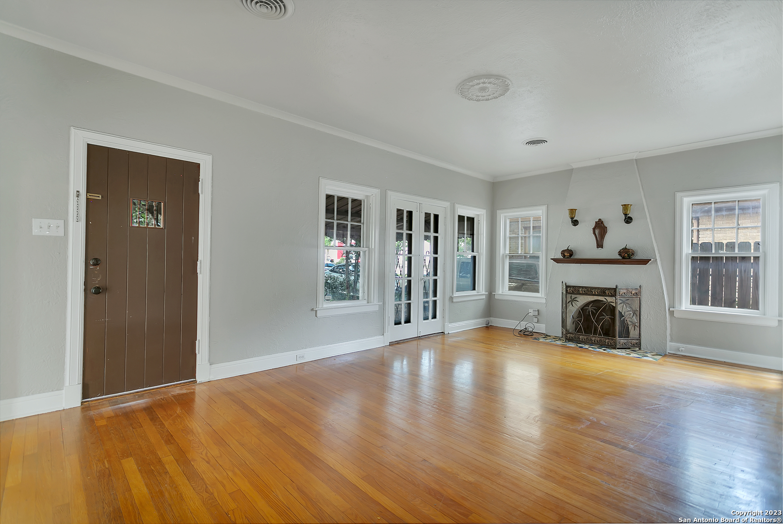 110 North Drive San Antonio TX 78201
