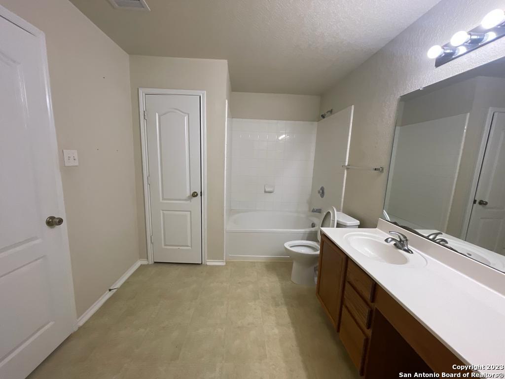 4711 Brookport Circle San Antonio TX 78238
