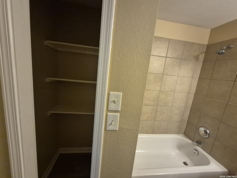 8806 Slumber Lane Converse TX 78109