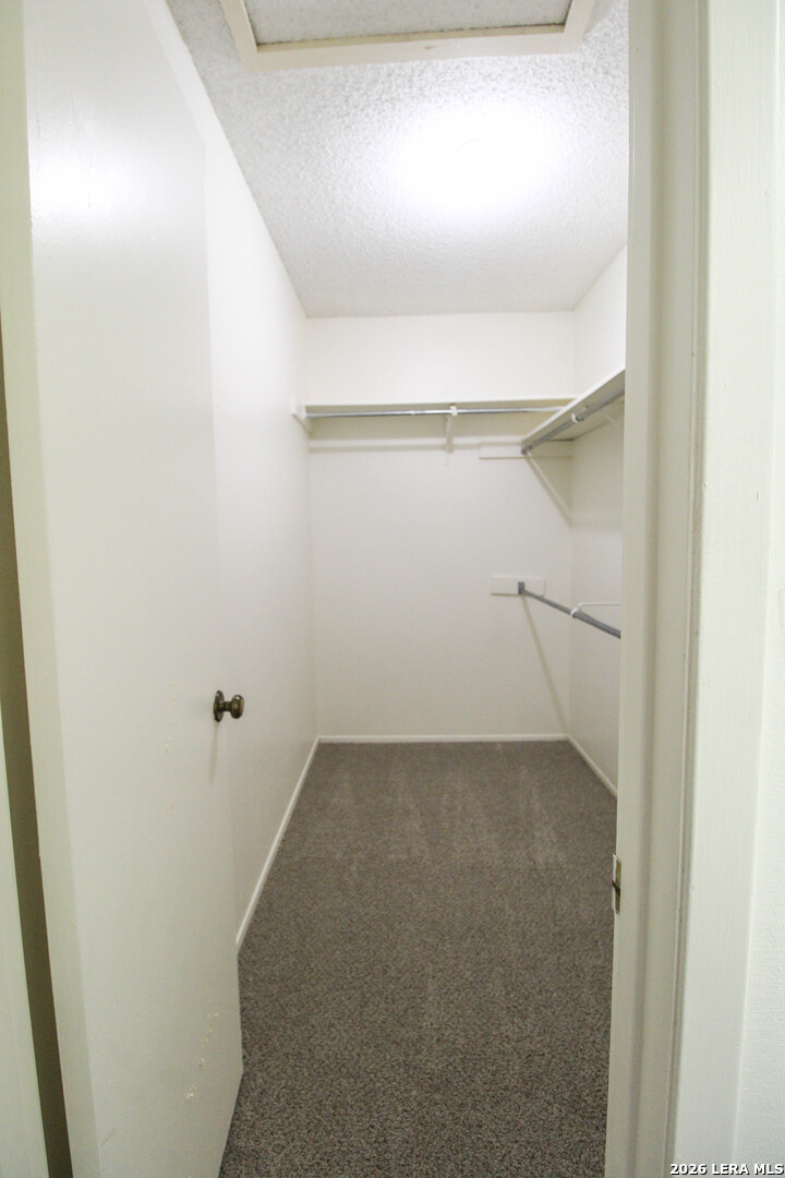 1327 Julienne San Antonio TX 78232