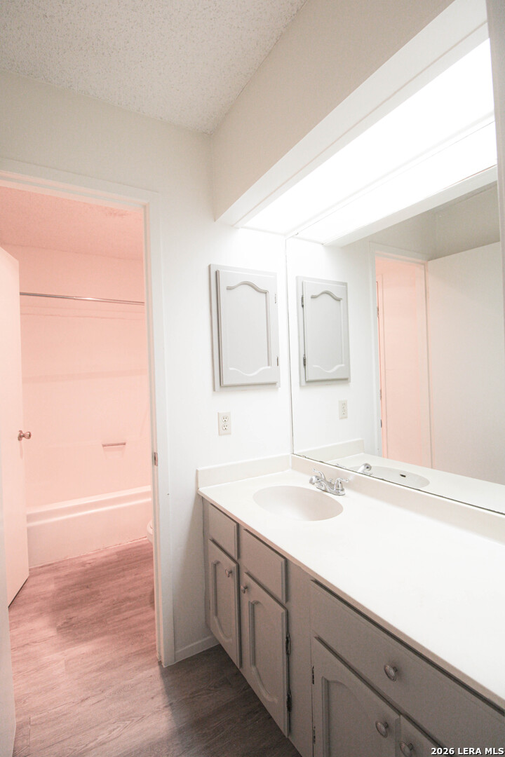 1327 Julienne San Antonio TX 78232