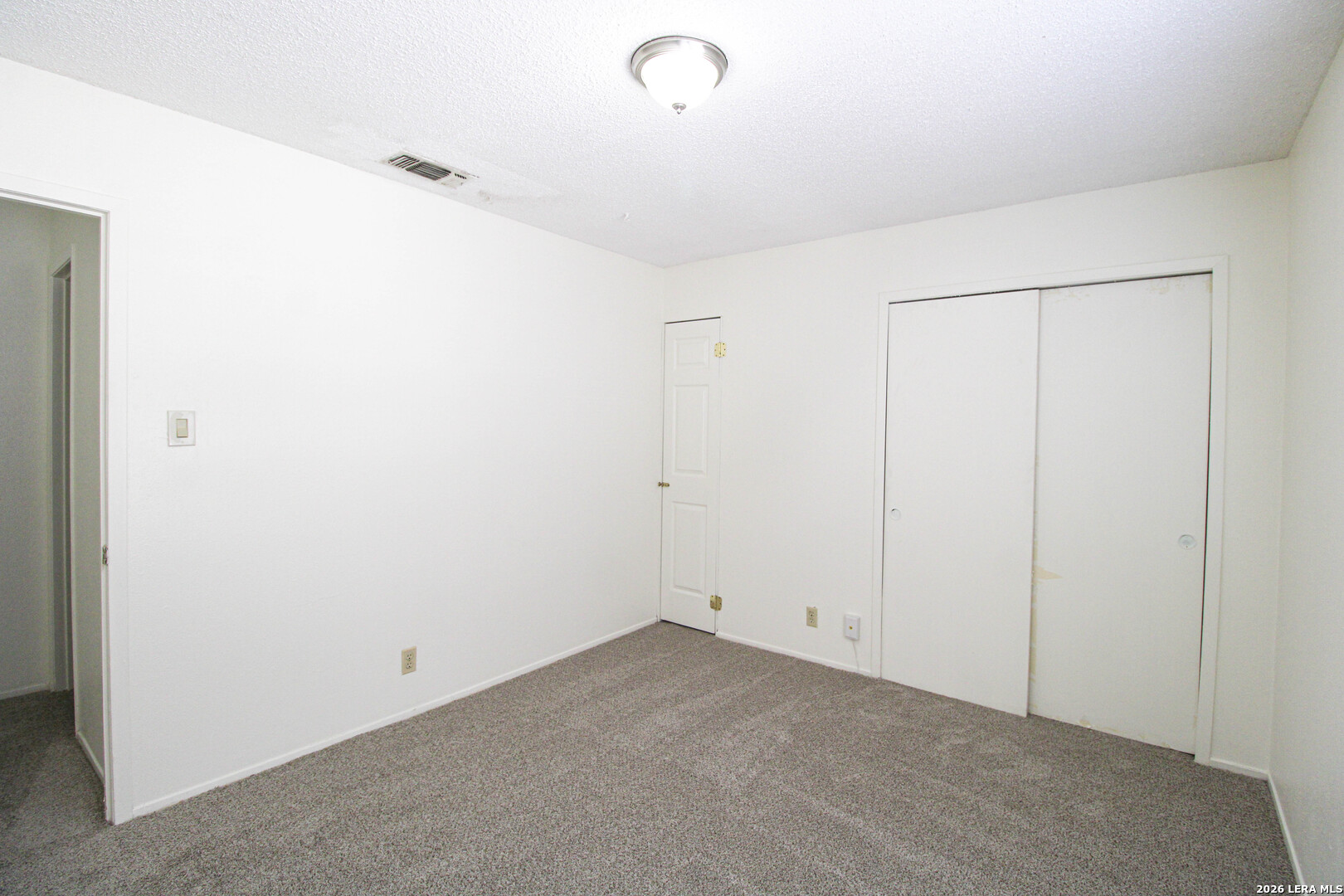 1327 Julienne San Antonio TX 78232