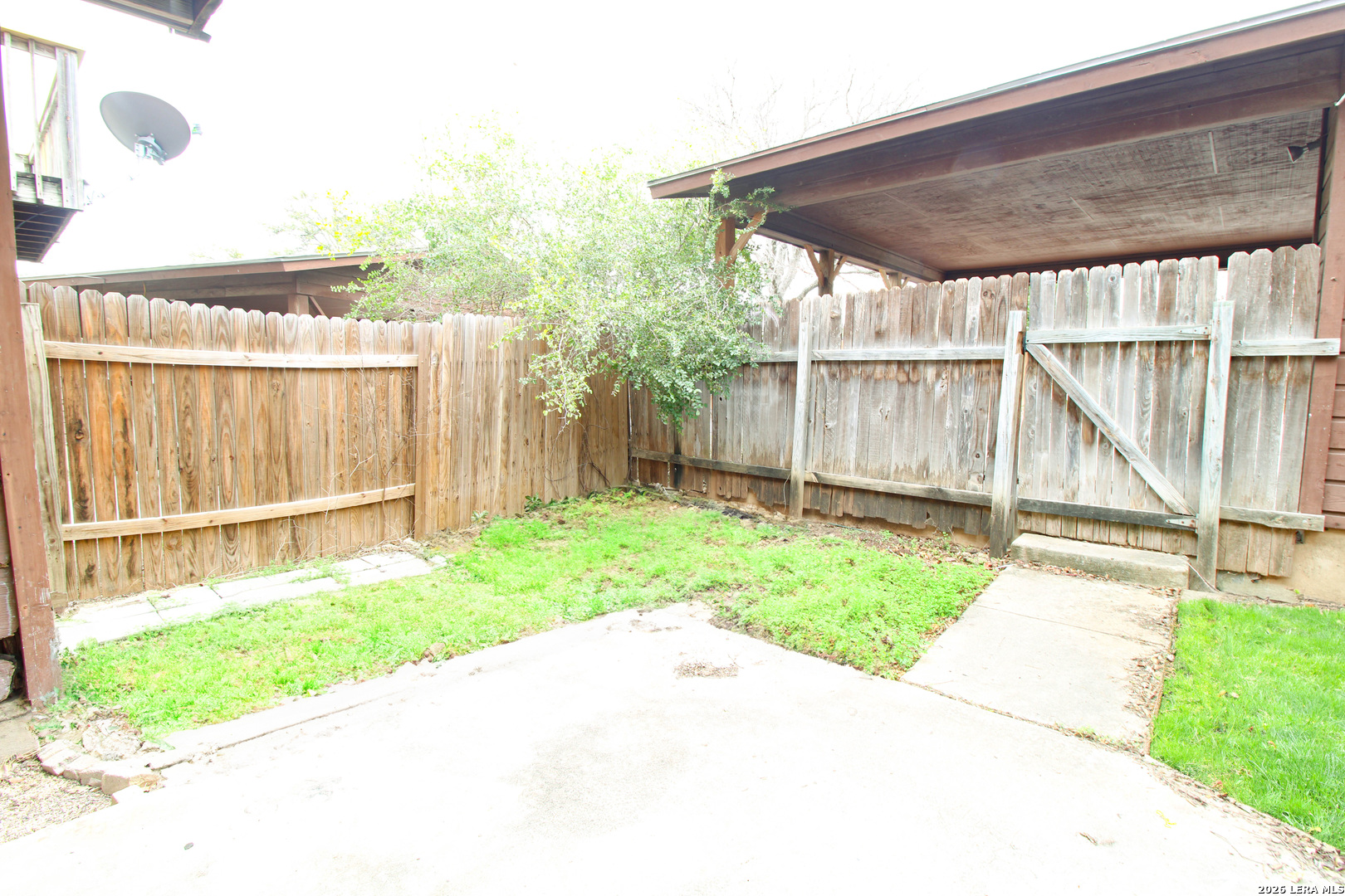 1327 Julienne San Antonio TX 78232