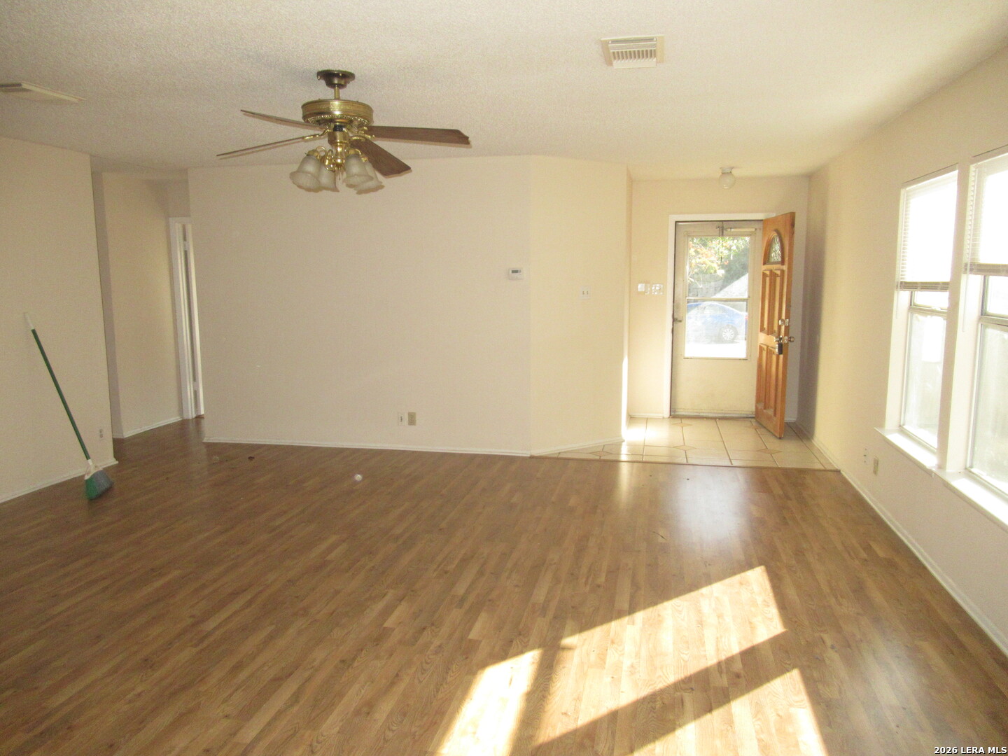 6623 Meadow Dawn Converse TX 78109
