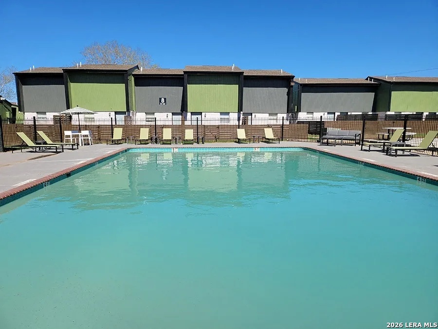 7200 S Presa San Antonio TX 78233