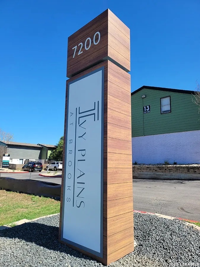 7200 S Presa San Antonio TX 78233