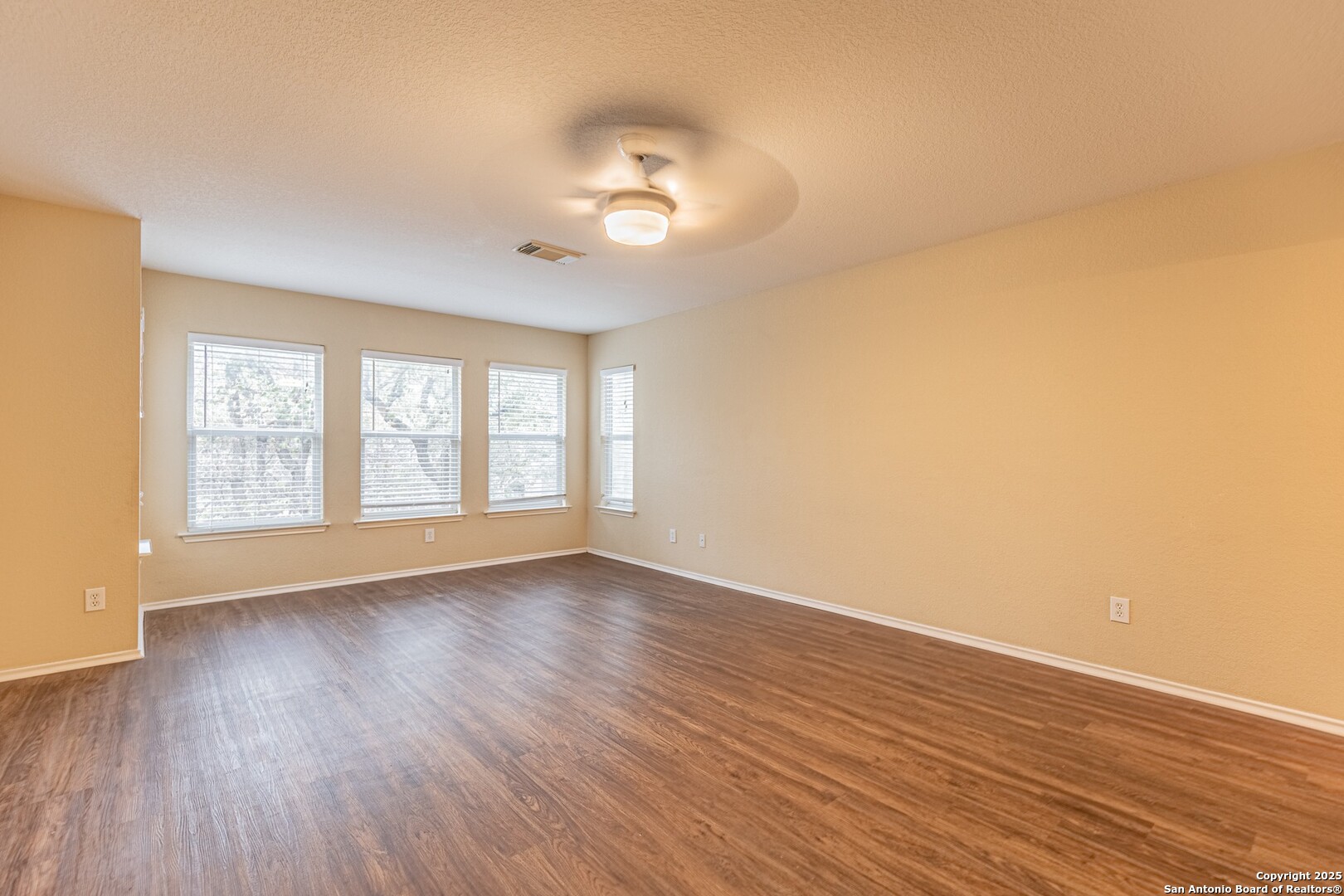416 Irongate Ridge San Antonio TX 78253