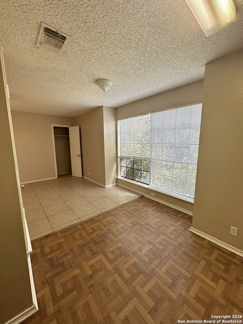 10531 Starcrest San Antonio TX 78217