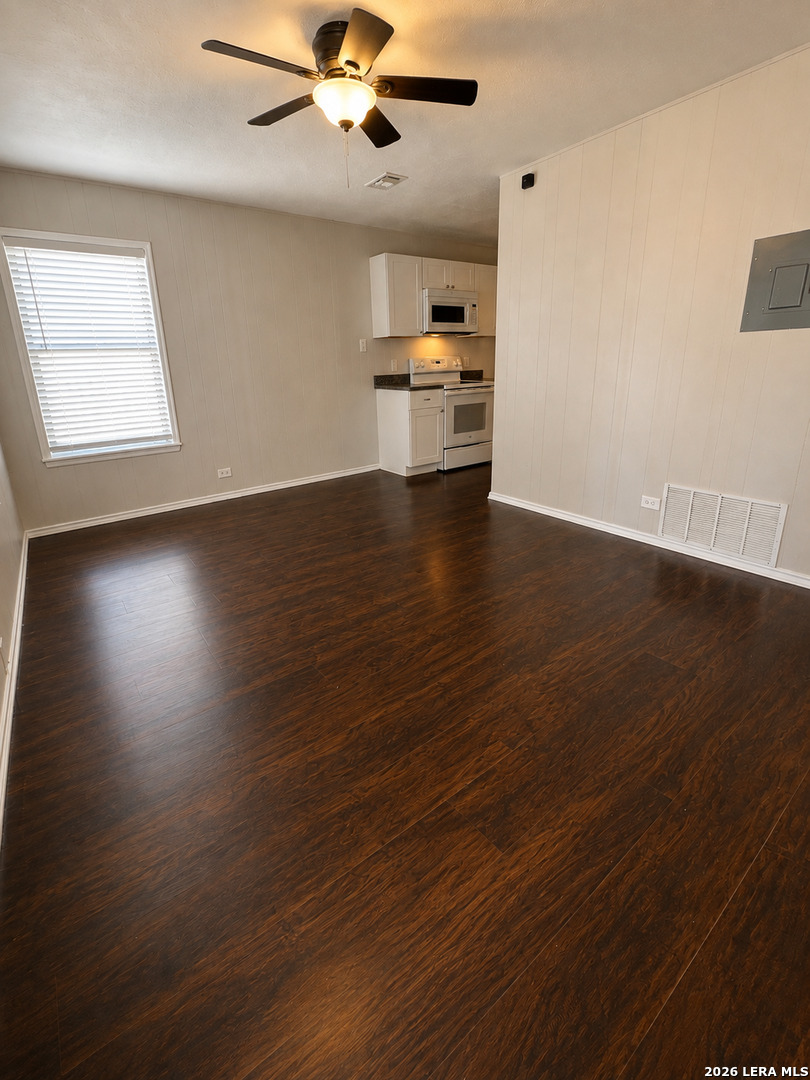 123 Harwood Drive San Antonio TX 78213