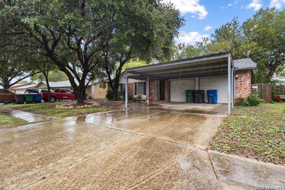 7710 Pipers View Street San Antonio TX 78251