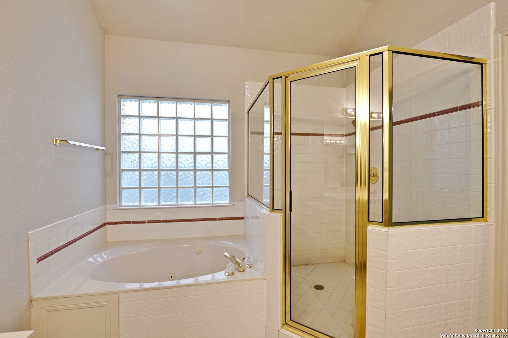1615 Hawks Tree Lane San Antonio TX 78248