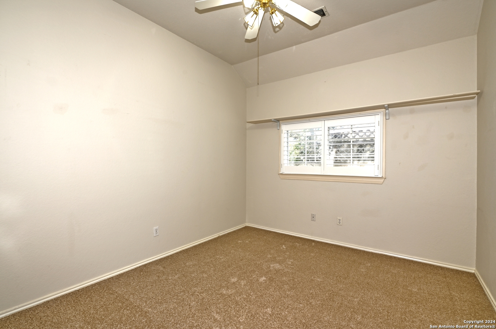 1615 Hawks Tree Lane San Antonio TX 78248