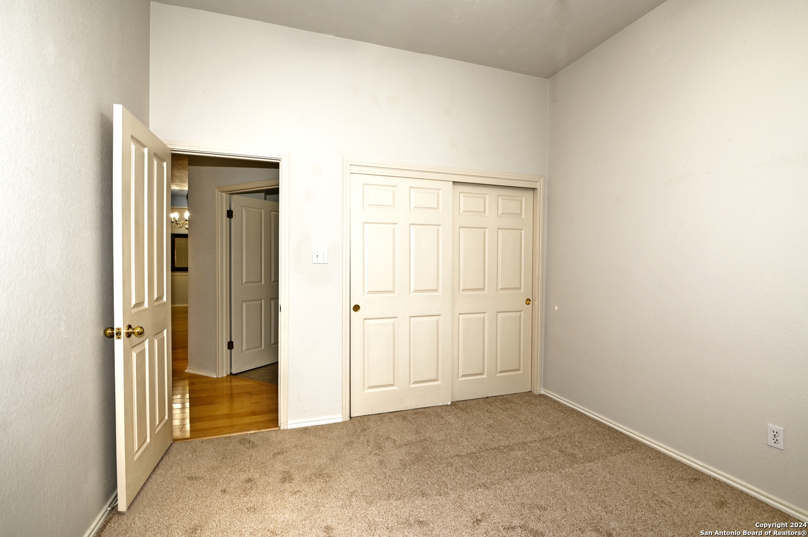 1615 Hawks Tree Lane San Antonio TX 78248