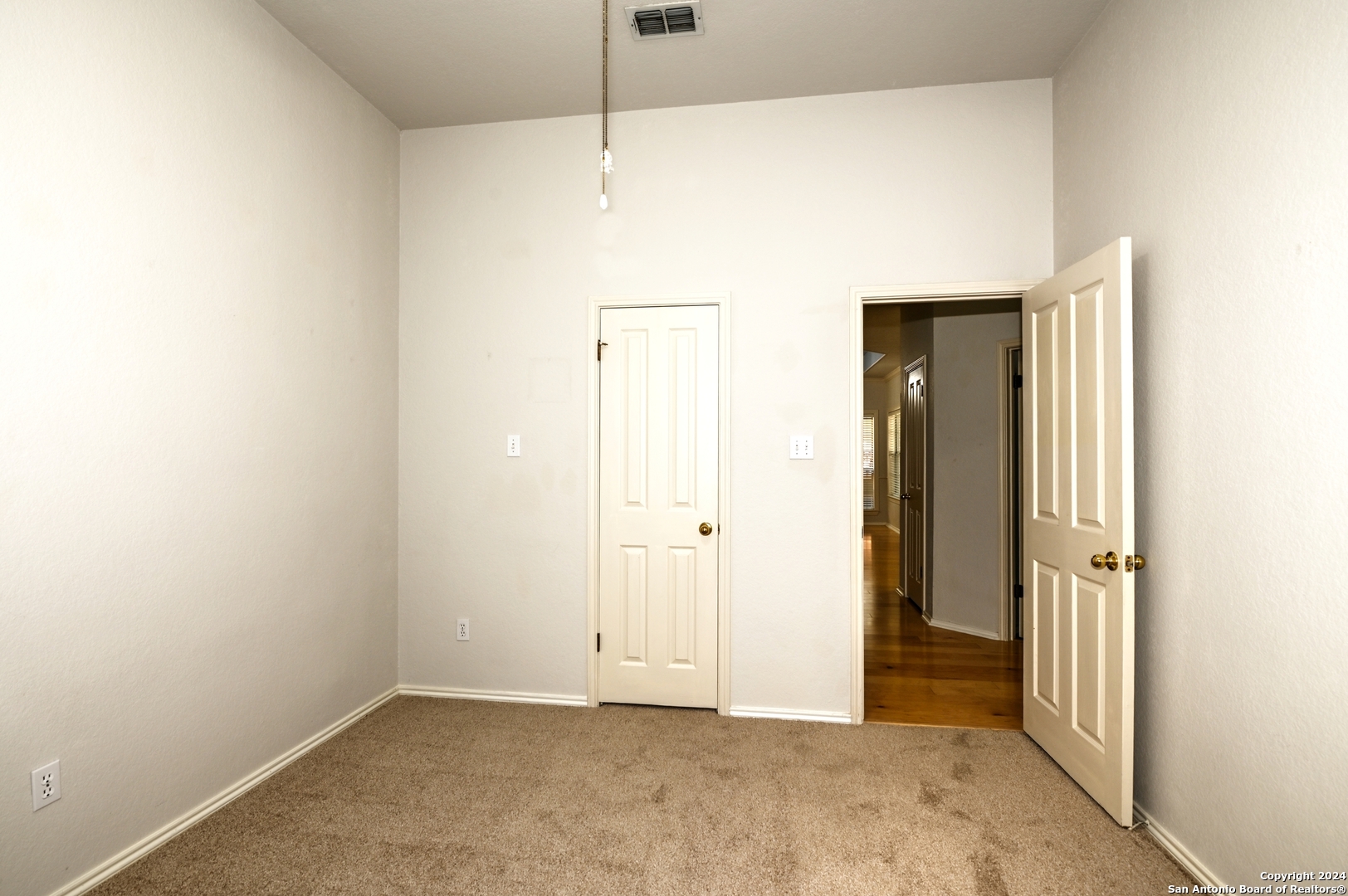 1615 Hawks Tree Lane San Antonio TX 78248