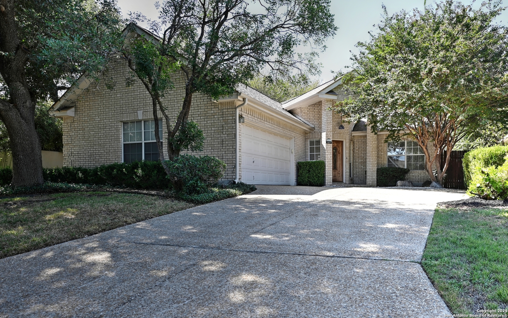 1615 Hawks Tree Lane San Antonio TX 78248
