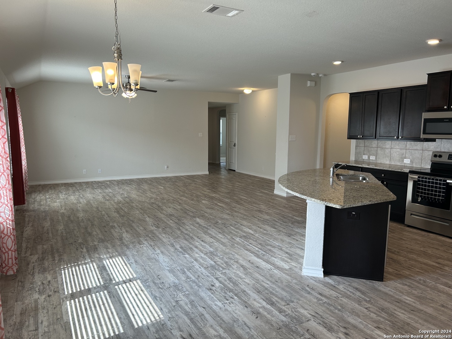 216 Grand Rapids Cibolo TX 78108