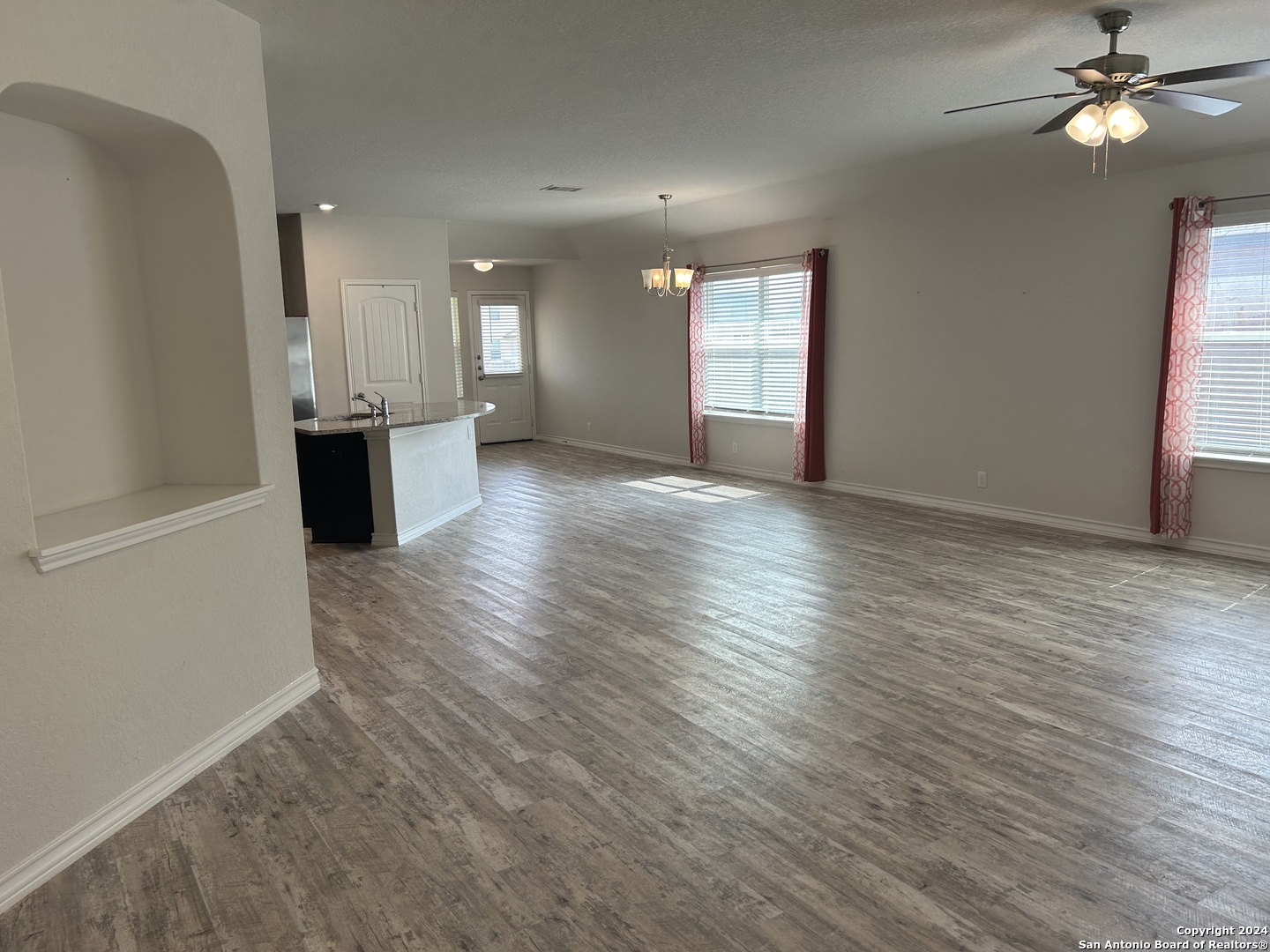 216 Grand Rapids Cibolo TX 78108