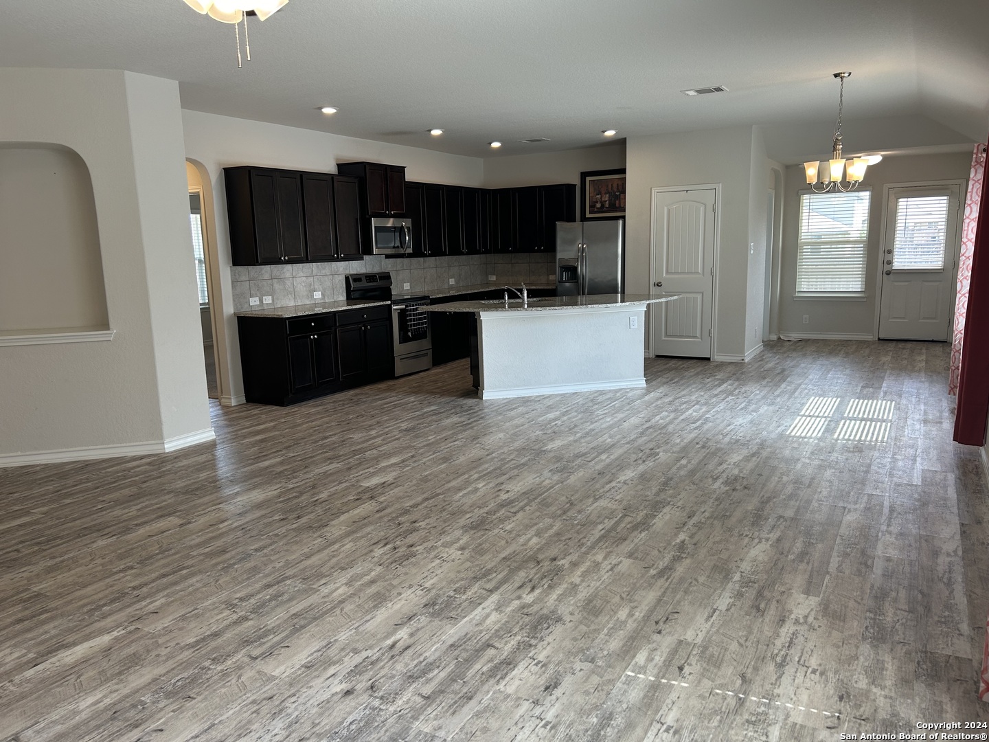 216 Grand Rapids Cibolo TX 78108