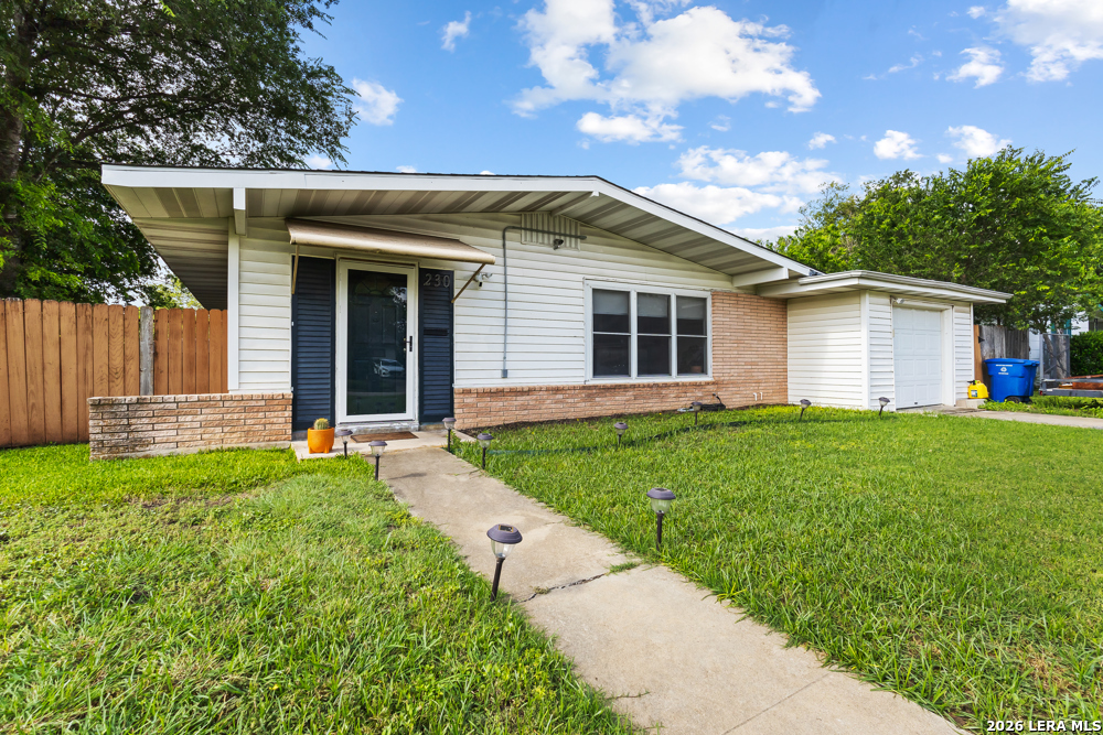 230 Brettonwood Drive San Antonio TX 78218