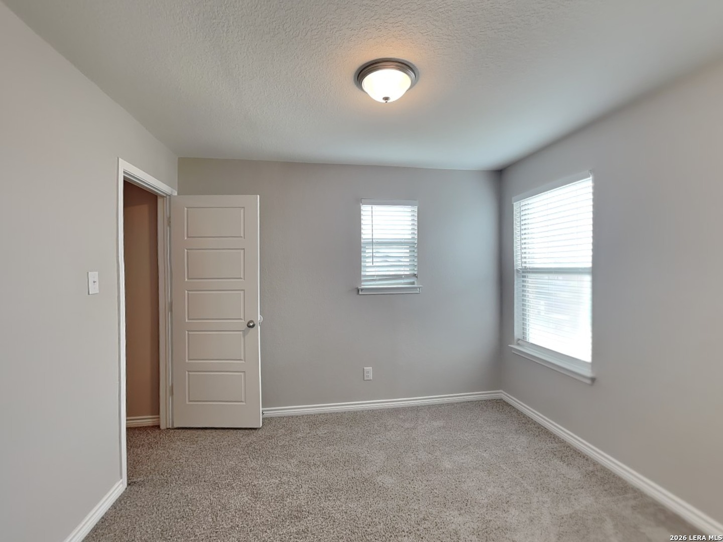 2631 Green Leaf San Antonio TX 78244