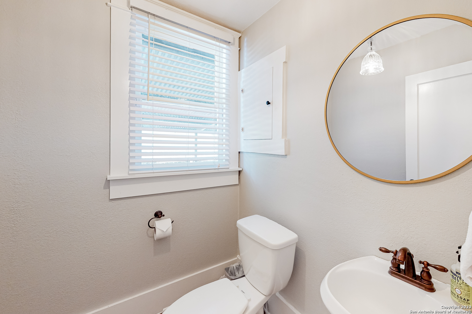 619 Cedar Street San Antonio TX 78210