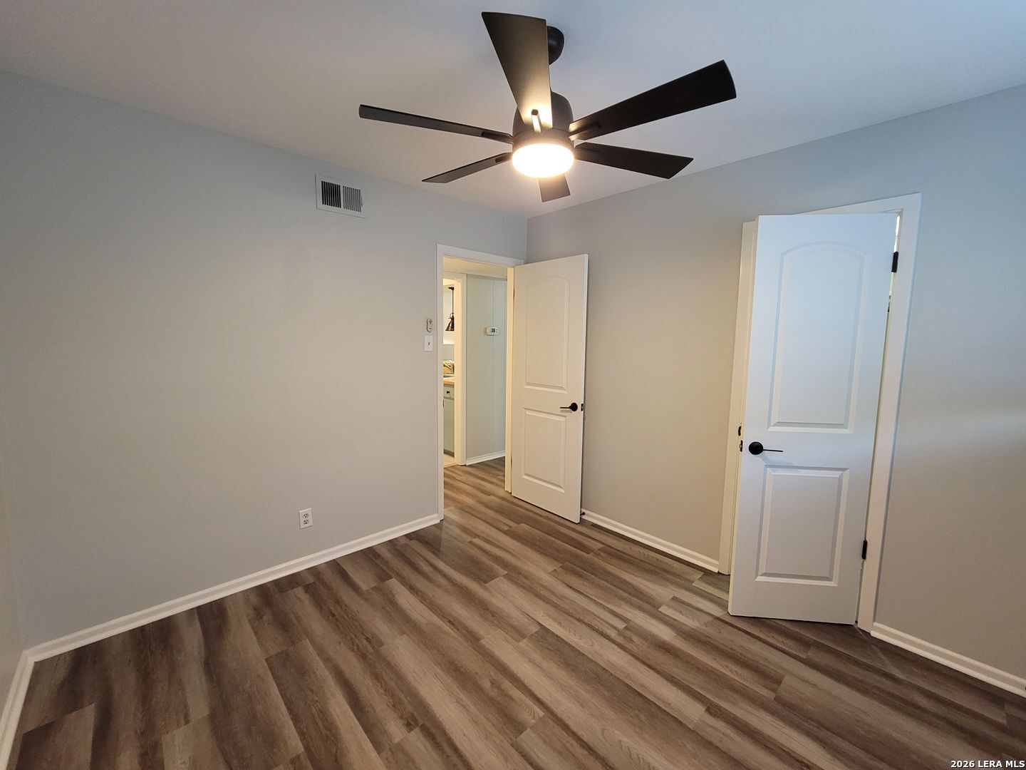 219 W Silver Sands Drive San Antonio TX 78216