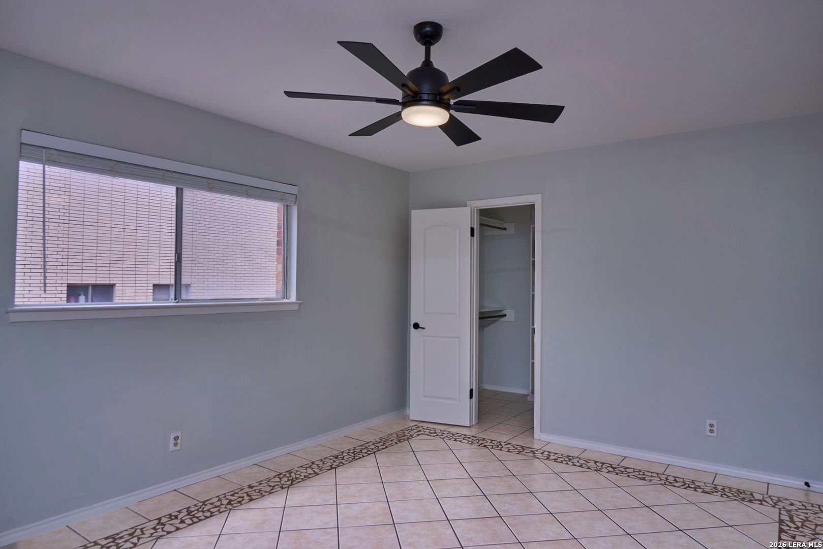 219 W Silver Sands Drive San Antonio TX 78216