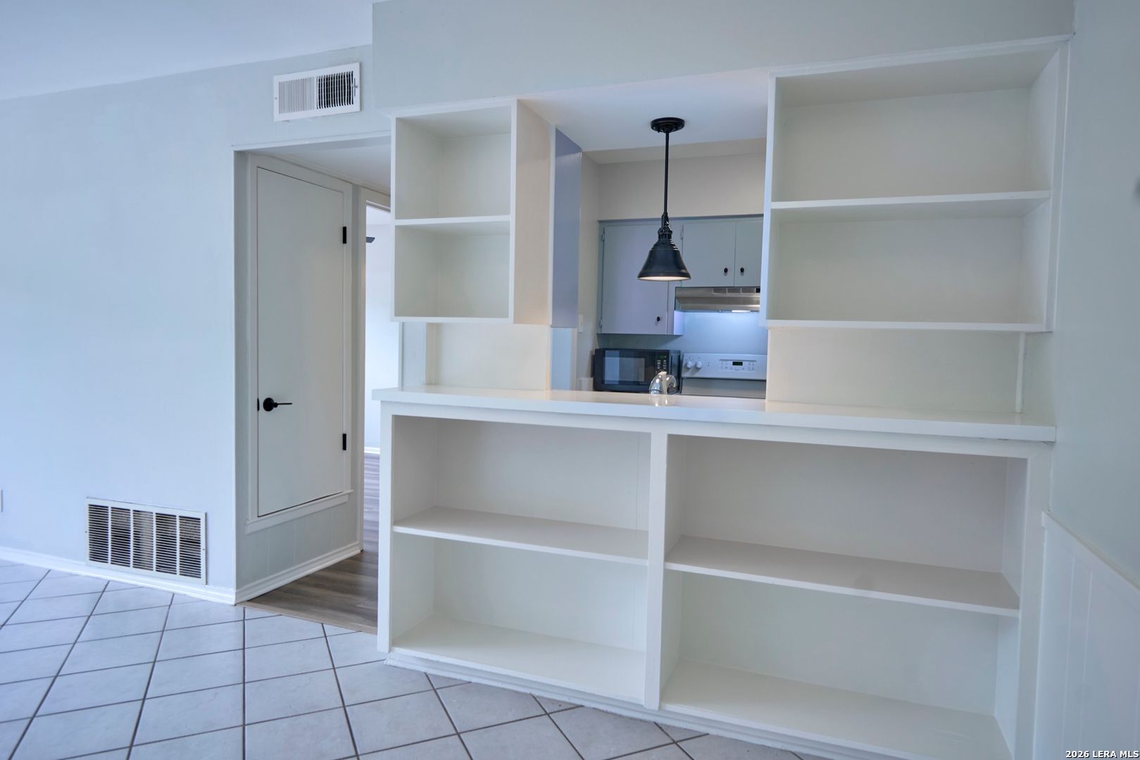 219 W Silver Sands Drive San Antonio TX 78216