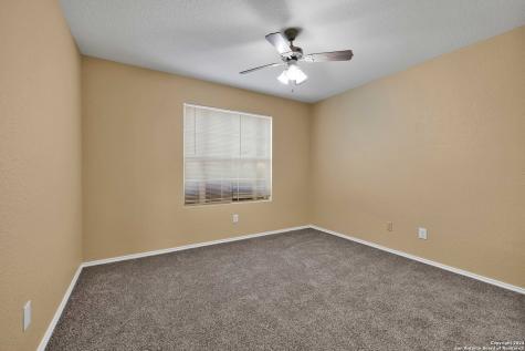 8811 Laguna Falls San Antonio TX 78251